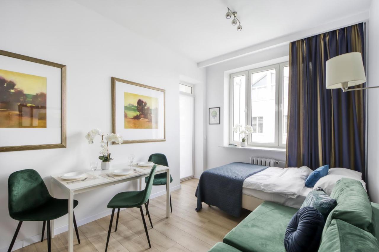 23 Unit Miniapartments Warszawa Lotnisko Okecie Fajne Ministudio Przy Bitwy Warszawskiej Kültér fotó